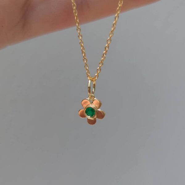 Secret Garden Daisy Pendant - Emerald